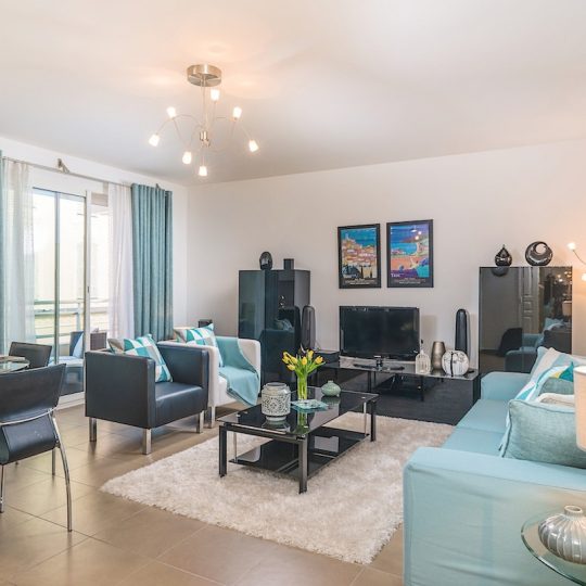 Holiday lets on the French Rivera - Living area