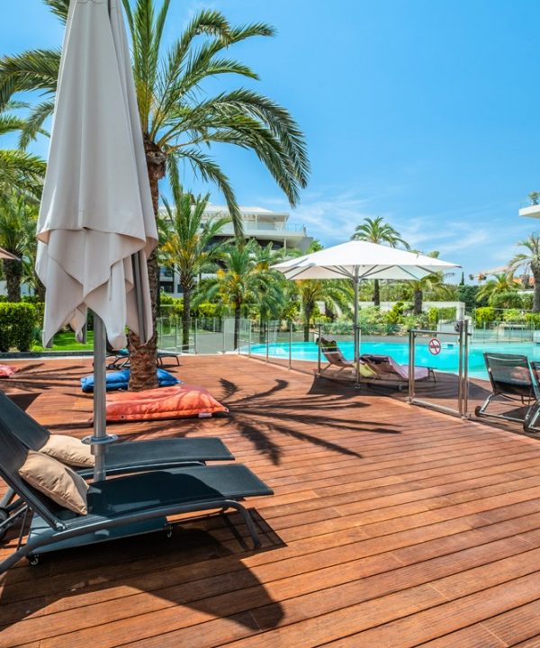 Holiday houses Antibes - Pool area