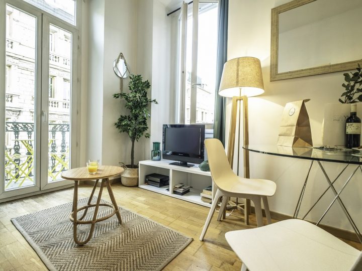 Exclusive holiday lets on the French Rivera - Welcome pack on table