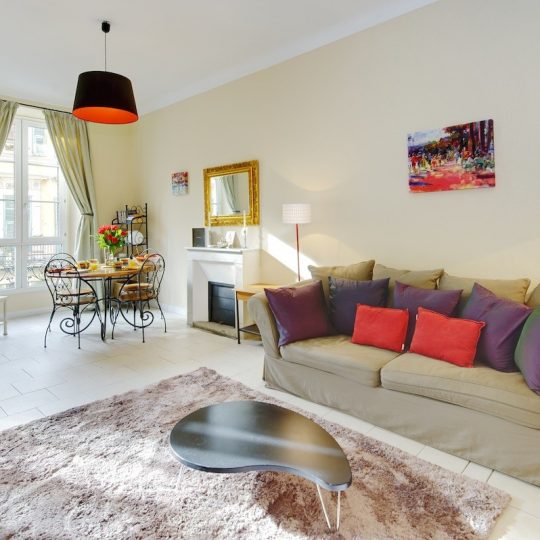 Holiday houses on the French Rivera - Living area