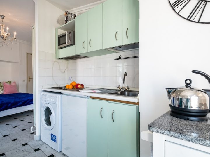 Luxury holiday houses on the French Rivera - Kitchen