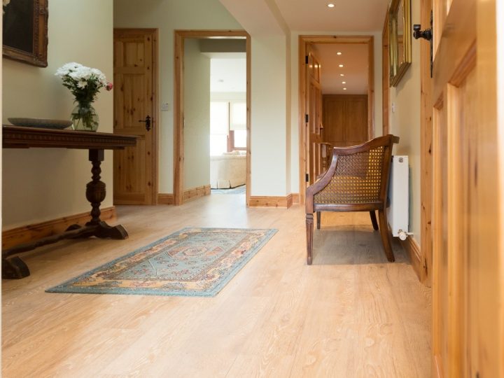 Exclusive holiday houses on the Wild Atlantic Way - Hallway