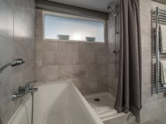 Holiday rentals on the French Rivera - Bath and shower