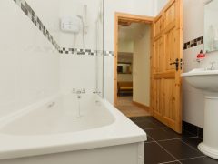 Exclusive holiday houses Kerry - Bathroom