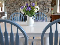Holiday houses Kerry - Dning table and chairs