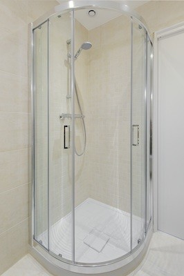 Luxury holiday lets on the French Rivera - Shower cubicle