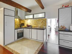 Luxury holiday lets on the French Rivera - Kitchen