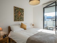 Holiday rentals on the French Rivera - Bedroom into balcony
