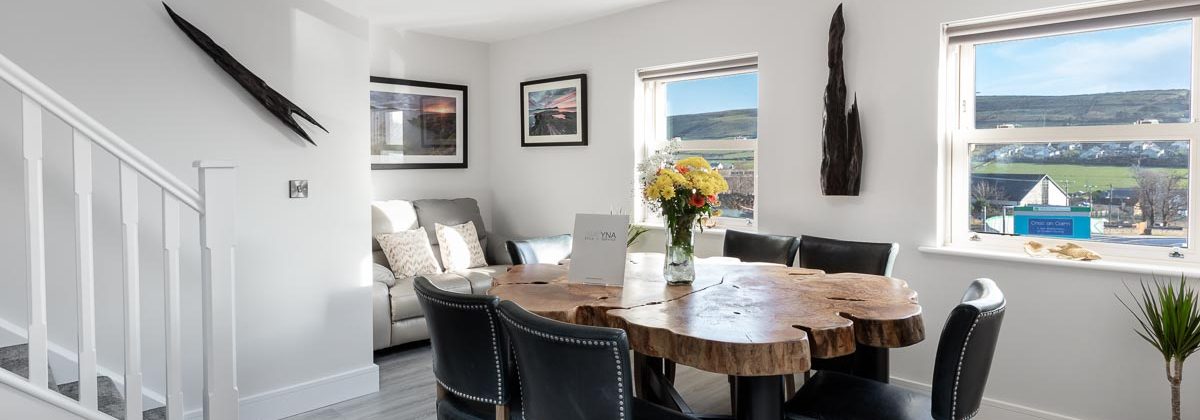 Holiday cottages Kerry - Dining table