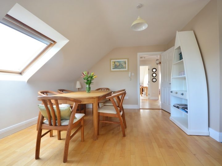 Luxury Holiday Homes Ireland - Dining room