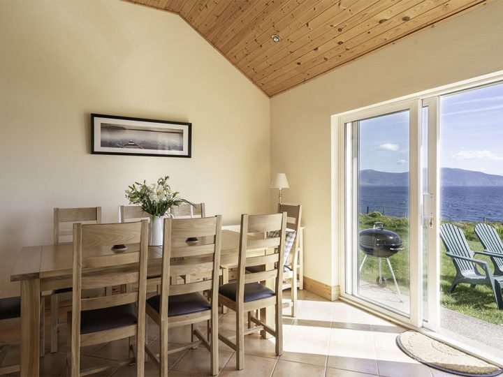 Holiday rentals Wild Atlantic Way Diner and patio