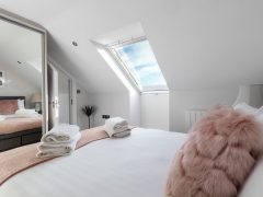 Maisons de vacances Wild Atlantic Way - Chambre à coucher avec salle de bain