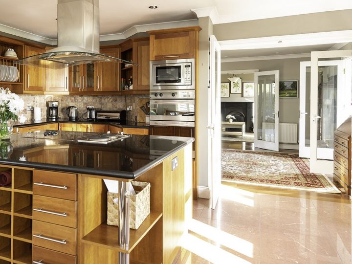 Exclusive holiday rentals Kerry - Kitchen