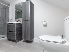 Exclusive holiday houses on the Wild Atlantic Way - Ensuite bathroom