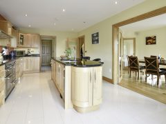 Exclusive holiday rentals Kerry - Kitchen into dining