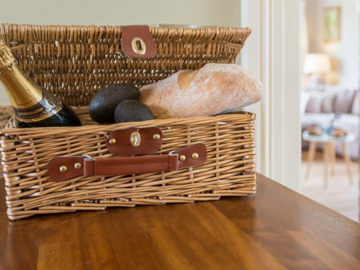 Holiday Homes Ireland - Champagne and bread in basket