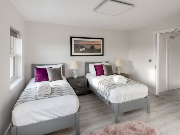 Exclusive holiday rentals Kerry - Twin bedroom