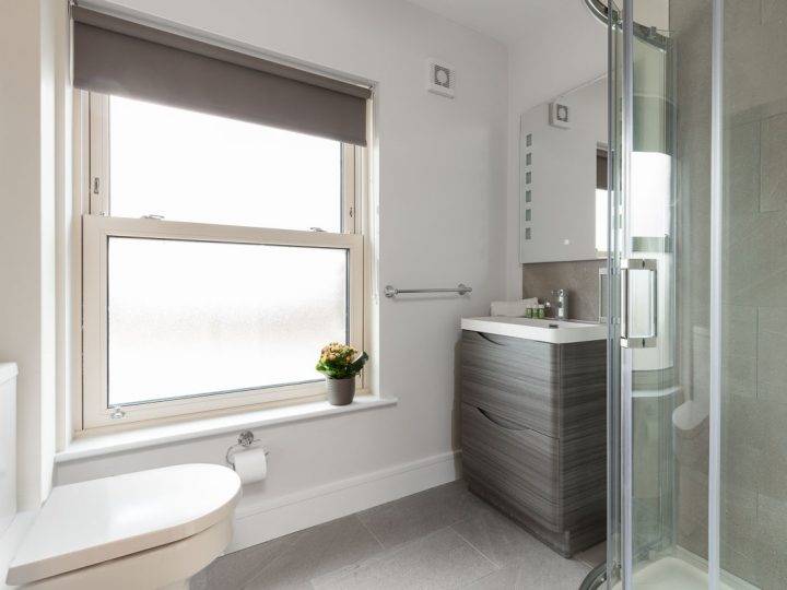 Luxury Holiday Homes Ireland - Bathroom
