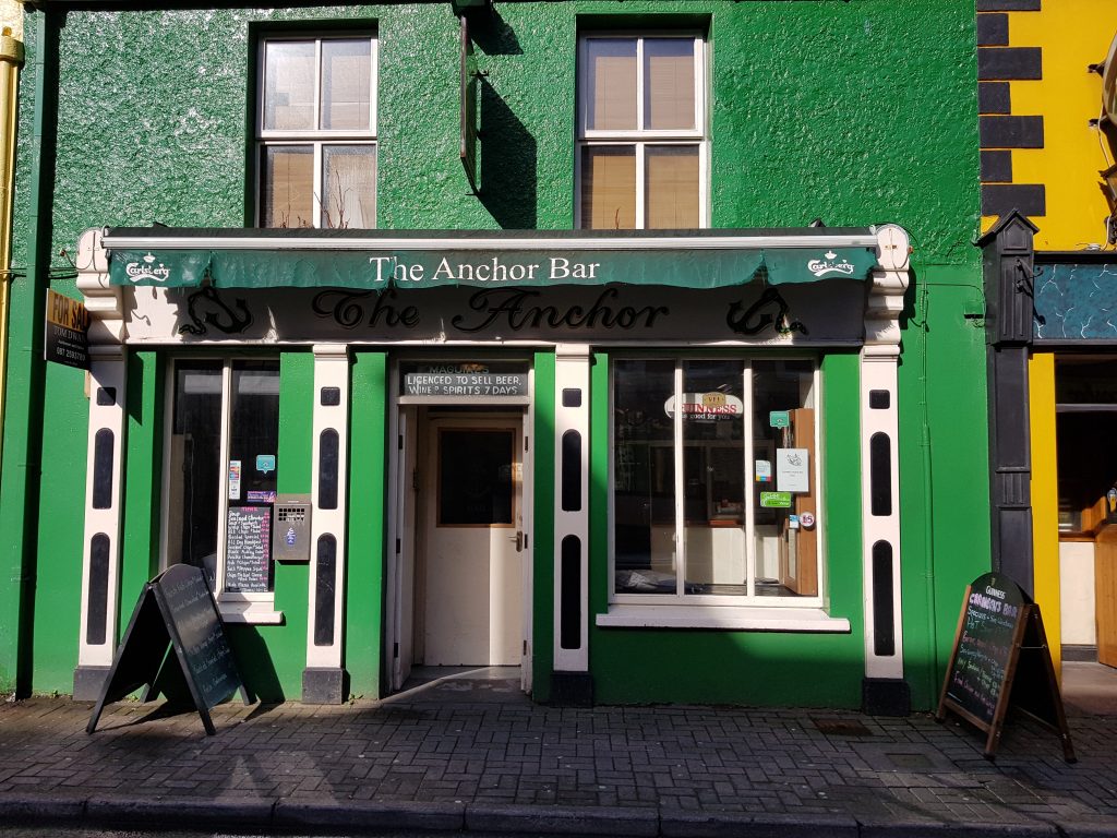 The Anchor Bar Cahersiveen Stay YNA
