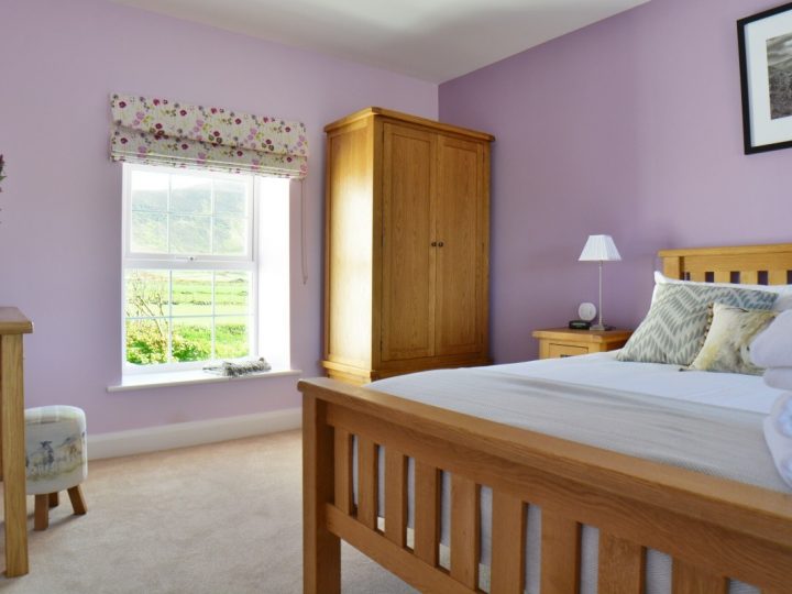 Exclusive holiday cottages Kerry - Bedroom