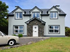 Holiday rentals Ireland - Exernal and Driveway