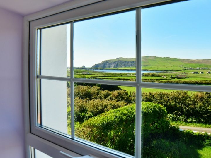 Exclusive holiday houses Kerry - Ballyferriter view