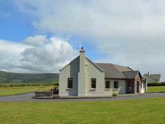 5 Star Holiday Lets on the Wild Atlantic Way - house exterior