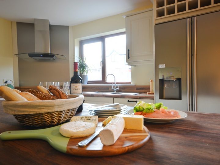 Exclusive holiday houses on the Wild Atlantic Way - Cheese board