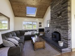 Exclusive holiday rentals Kerry - Living area with fire place