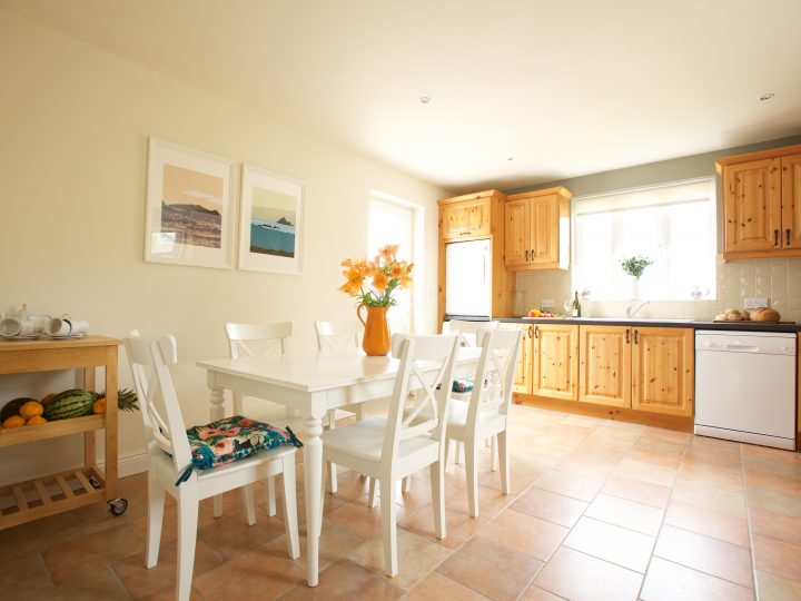 Exclusive holiday cottages Kerry - Kitchen Diner