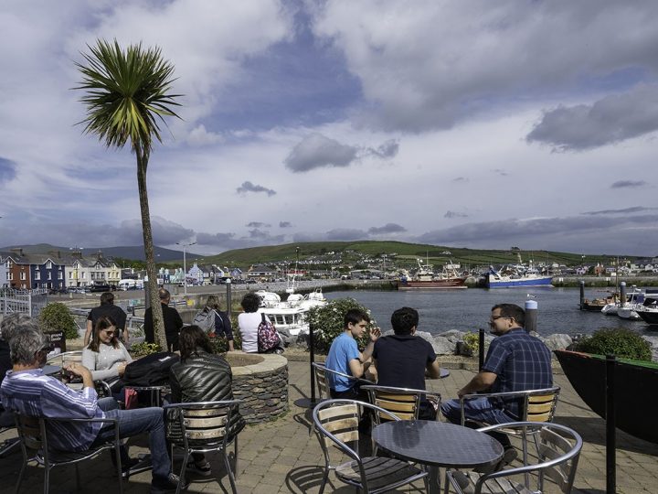 Exclusive holiday rentals Kerry - Cafe on Harbour