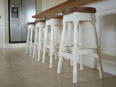 Exclusive holiday cottages Kerry - Kitchen bar stools