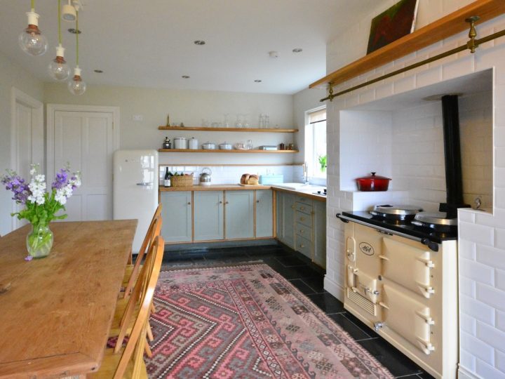5 Star Holiday Lets on the Wild Atlantic Way - Kitchen Diner