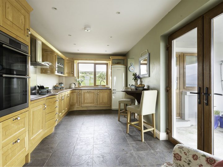 Exclusive holiday houses Kerry - Kitchen