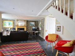 Holiday cottages Dingle - Living area and Stairway