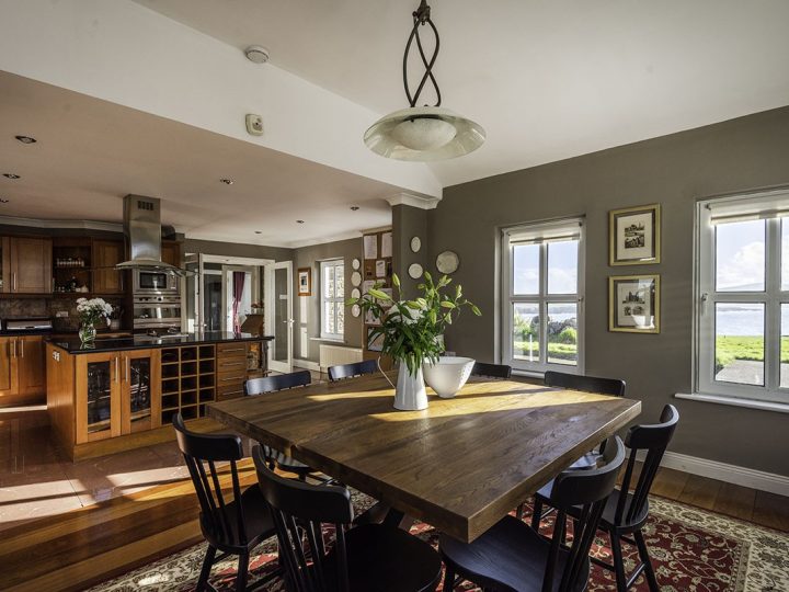 Exclusive holiday cottages Kerry - Kitchen Diner