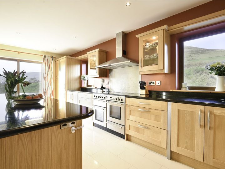 Luxury Holiday Homes Ireland - Kitchen