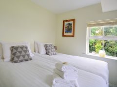 Exclusive holiday cottages Kerry - Twin bedroom