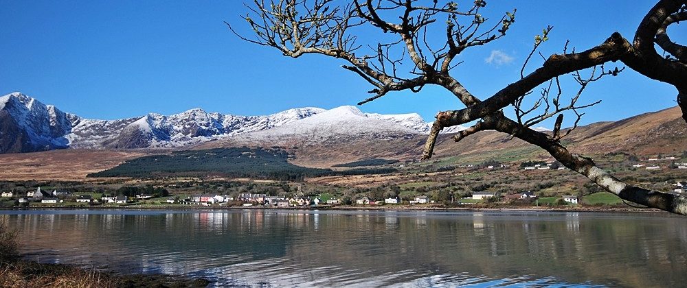 Holiday cottages Ireland - Cloghane mountain view