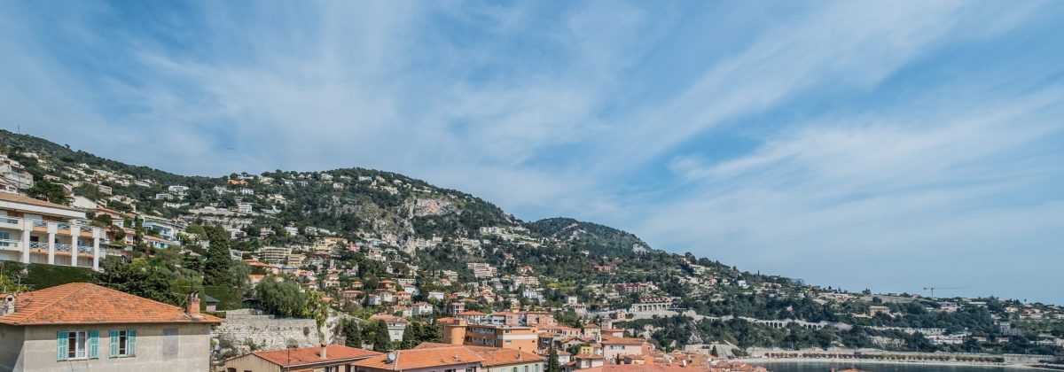 Holiday lets Villefranche-sur-mer - village panoramic view