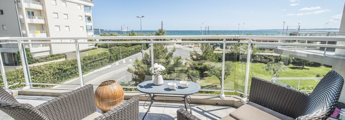 Holiday homes Antibes - Balcony sea view