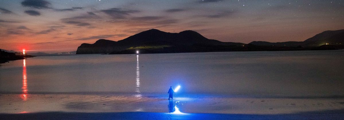 Holiday homes Dingle - Star wars fan on a beach