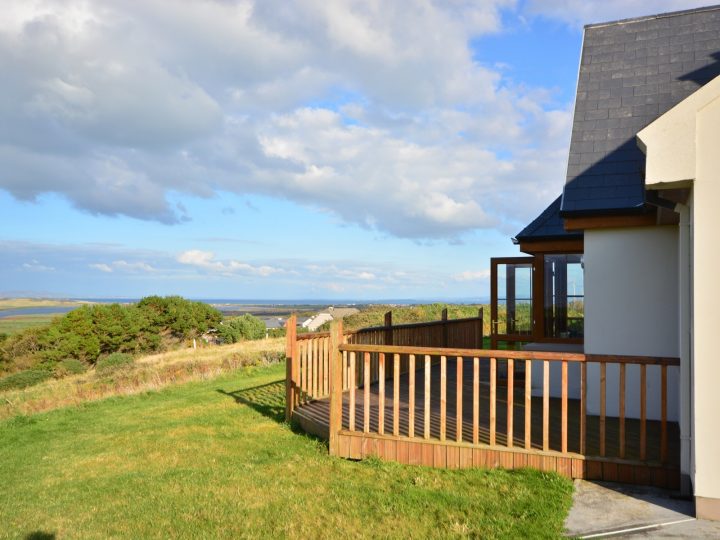 Exclusive holiday rentals on the Wild Atlantic Way - Side doors