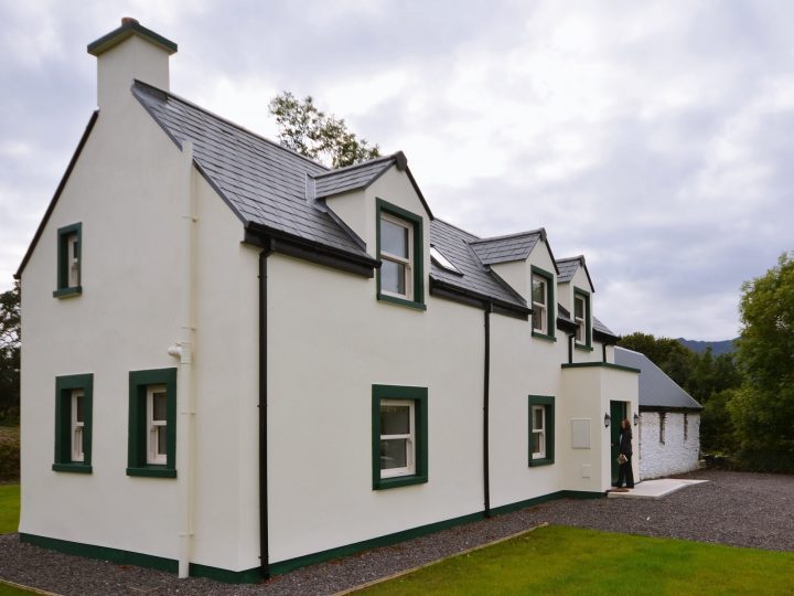 5 Star Holiday Lets on the Wild Atlantic Way - Exterior