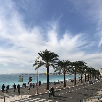 Exclusive holiday rentals on the French Rivera - Promenade des Anglais