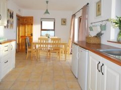 Holiday Letting on the Wild Atlantic Way - Kitchen Diner