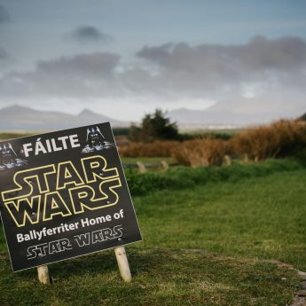 Holiday homes Dingle - Star wars sign