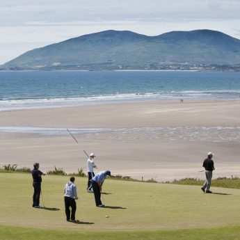 Holiday cottages Kerry - Waterville golf course