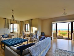 Holiday Lets on the Wild Atlantic Way - Living area with sea view