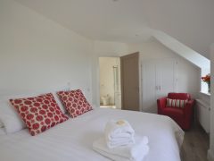Exclusive holiday cottage on the Wild Atlantic Way - Bedroom with ensuite